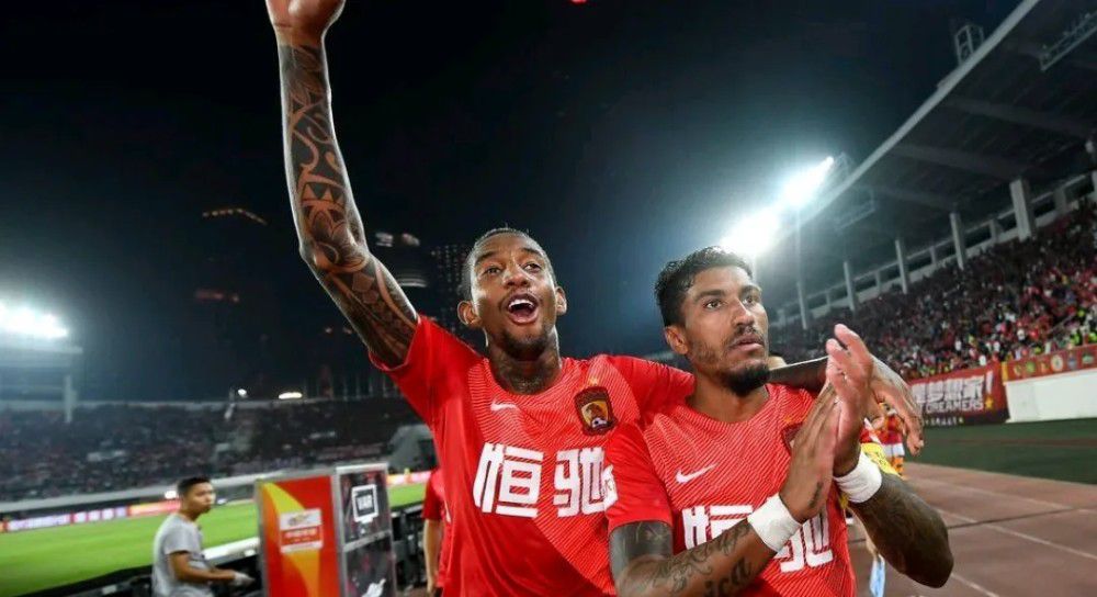 最终全场比赛结束，那不勒斯0-4弗洛西诺内，无缘八强。